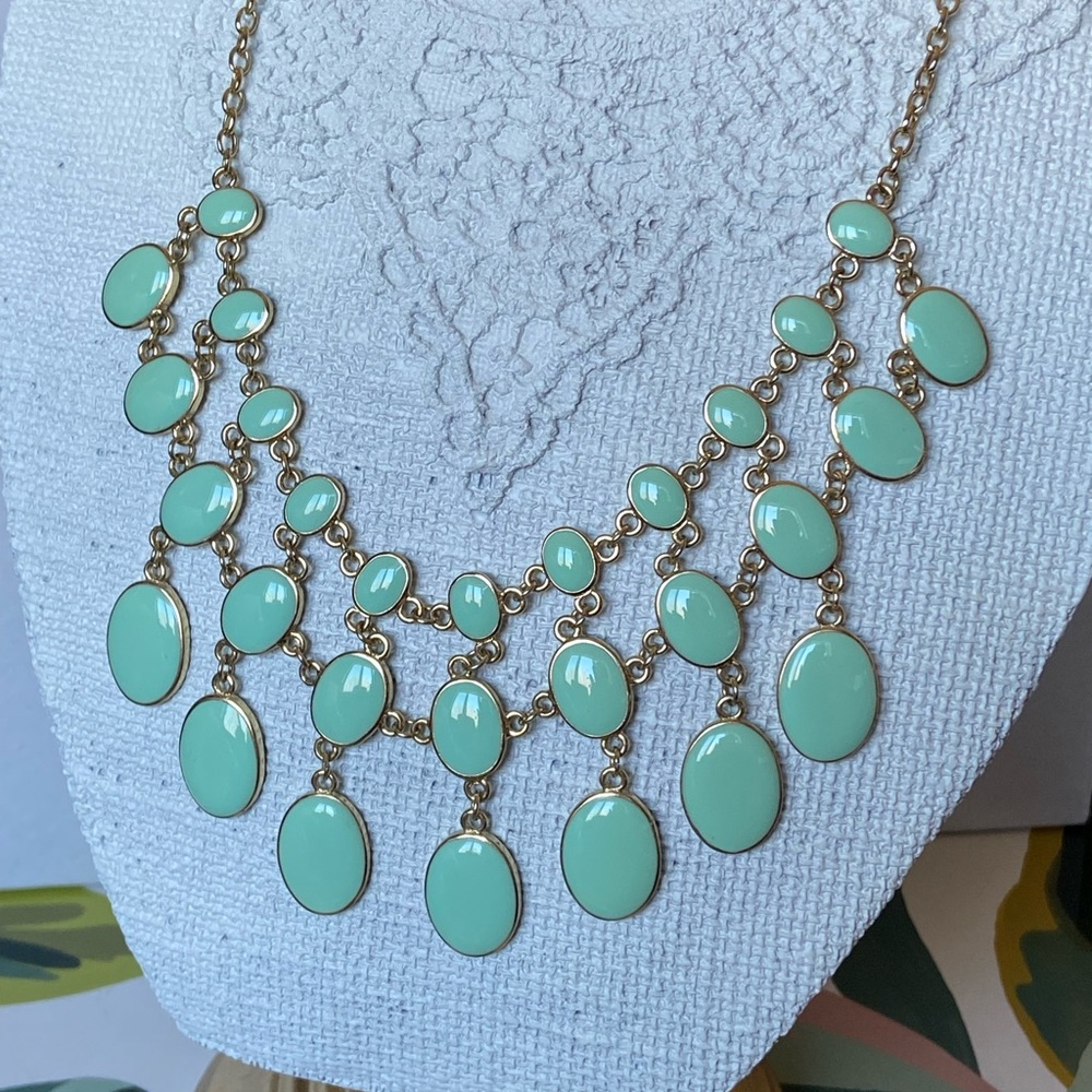Splendid Gold and Tiffany blue Necklace